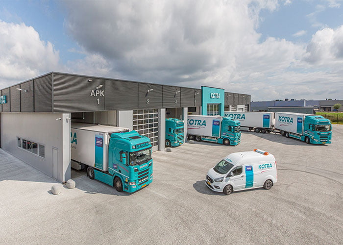 Trailer en onderhoud park Kotra Logistics